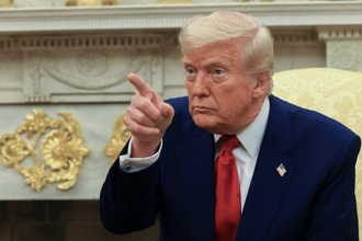 都是川普害的？中壮年压力山大、精神科就诊人数增2成