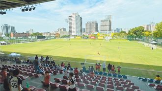 高雄足球場不安全「登紐西蘭媒體」  網轟：丟臉到國外
