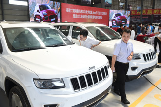 誤中副車？陸對美加稅34％ 受傷最重非美國車而是德系賓士寶馬