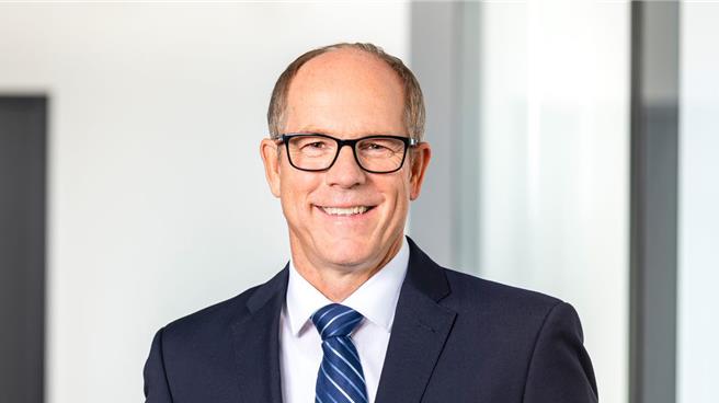 COMPUTEX 2025今发表第5位主题演讲者，为遮用半导体二哥恩智浦，其执行副总裁Jens Hinrichsen要来台主讲「边缘人工智慧：创造自主未来」。(外贸协会提供)