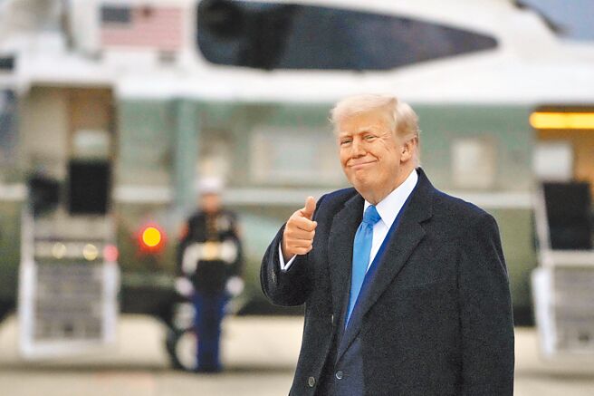 美国总统川普放话，除非美国与中国、欧盟和其他国家的贸易逆差消失，否则他不会撤回对这些国家的关税。（路透）