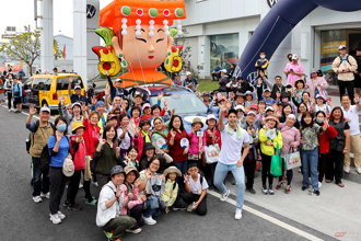 福斯商旅暨經銷商夥伴攜手同心大甲媽祖 迎第 17 年遶境慶典