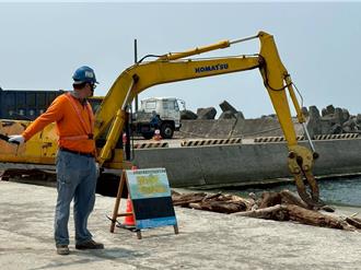 漂流木影響海岸 林保署首次在屏東跨區聯合演練