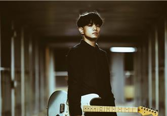 羅文裕升格當「三寶爸」蕭閎仁新手人父：娶某前、生子後超旺！