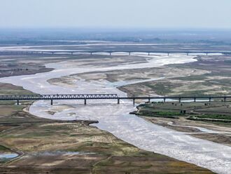 反制關稅 打組合拳 陸稀土管制 牽動全球晶片業