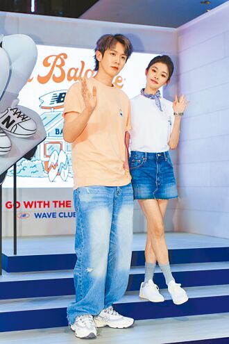 柯震東穿波士頓元素 夢想看球賽