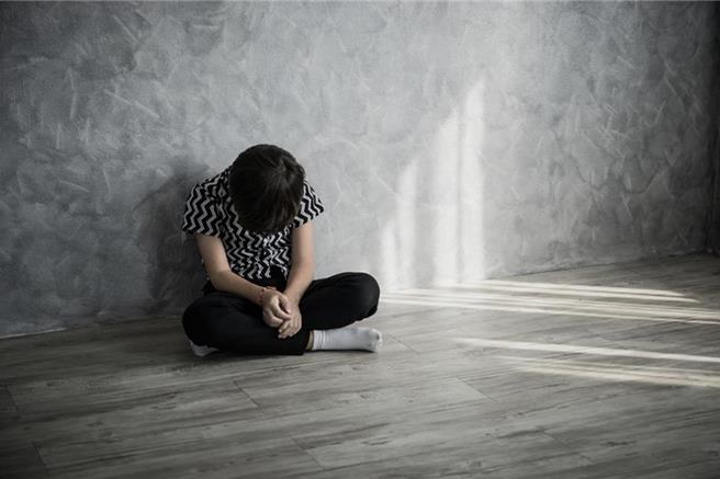 戴姓族语教师涉嫌猥亵男童，被判5年6月，案件上诉中。（示意图：shutterstock／达志）