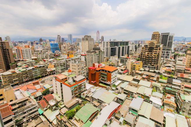 永庆房产集团指出，房贷紧缩和房市政策实施后，双北地区低总价住宅交易占比明显增加，显示自住族群已成为当前房市主力。(房市示意图) 图/永庆房产集团提供