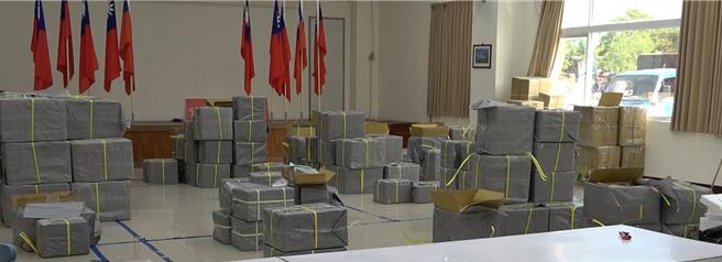 金门12名男子结伙走私遭逮，一审判决均有罪，各处有期徒刑6至2月，并谕知扣案之游艇共3艘均没收。(图／金门地检署提供)