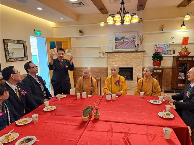 新北市智光商工创校一甲子，以「精湛60、荣耀智光」为校庆主题，庆祝活动于8日展开。（智光商工提供）