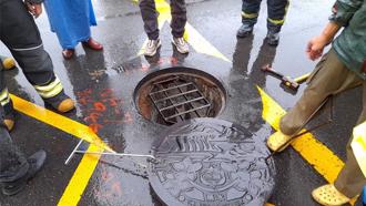 找到了！桃園下水道遭沖走工人　南崁溪旁尋獲遺體