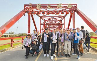 南科外商追媽祖 體驗台灣文化之美