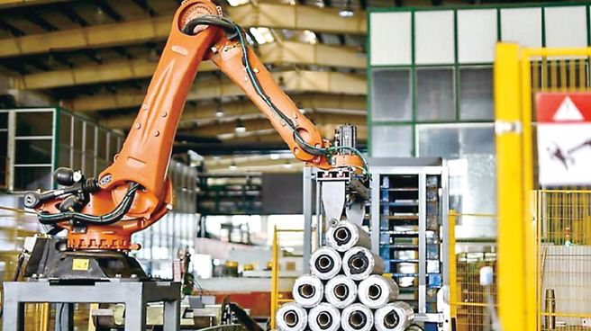 工具机等业者赶出货。图／本报资料照片