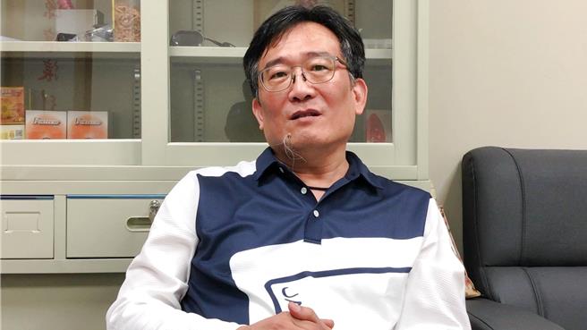 基隆市工业会理事徐道义表示，美国总统川普宣布对等关税暂缓实施90天，在可见的未来将会爆发「急单潮」。（张志康摄）