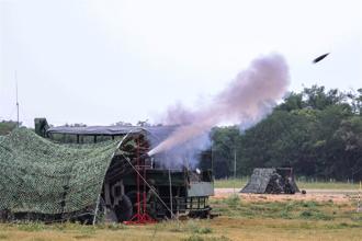 43砲基地實彈射擊 展火力支援效能