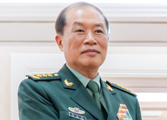 金融時報：中央軍委副主席何衛東涉貪落馬 創60年紀錄