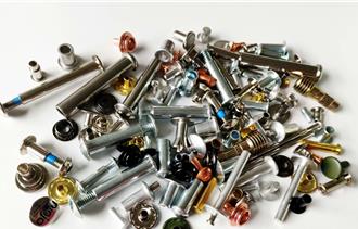 美國關稅政策反覆 有企業忙出貨、有企業訂單減少