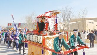 千架無人機 燈光水舞秀 彩虹遊行嗨