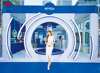 郭雪芙戀愛母老虎 生悶氣吼洋男友