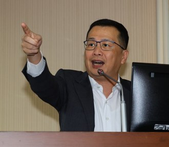 邱議瑩打他耳光「判賠20萬」！羅智強喊：不姑息暴力 