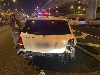 國1泰山段凌晨車禍 女乘客遭撞捲車底不治、肇事男受傷送醫
