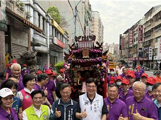 劉和然出席土城宮廟遶境及安座大典 祈求市政順利百姓安康