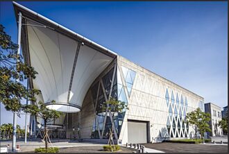 高雄房市 大東文藝中心生活圈 房價親民