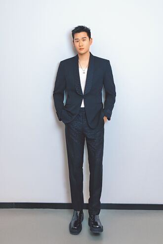 周興哲唱進日本 樂喊高光時刻