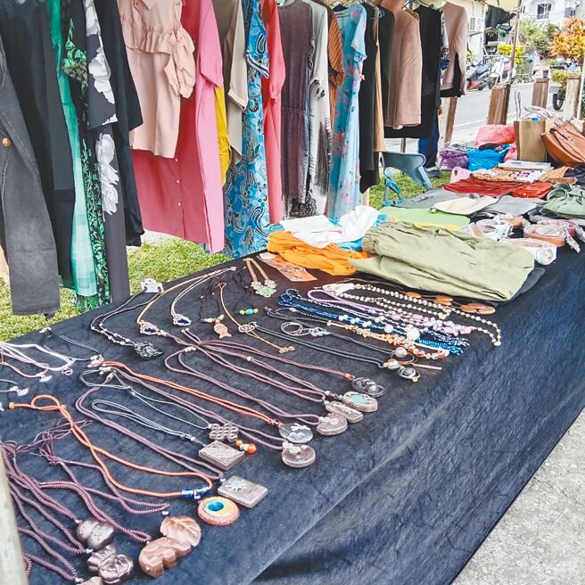 「踹2手市集」藉由二手物品作为与社区关系连结的载体。（踹2手市集提供）