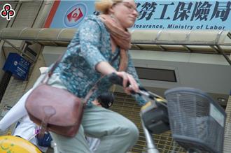 獨》若不啟動年改   學者：每年得撥逾5000億才能讓勞保活30年