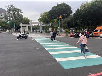 台中2區去年239件行人事故！高齡者占3成　警發「自保神器」