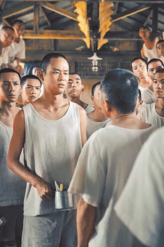 夏腾宏《星空下》剃平头 7岁女嫌太丑