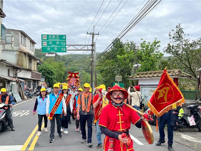 九庄轮祀保生大帝迎驾过庄庆典13日展开。（新北市民政局提供）
