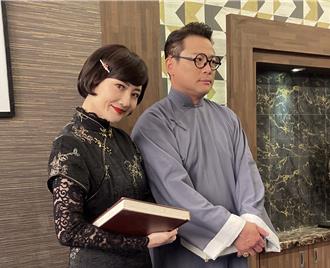 江宏恩Cos徐志摩被虧像「葉問」！劉曉憶扮陸小曼全場笑噴