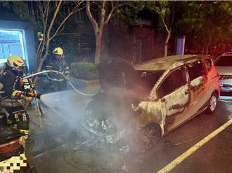 與前妻有糾紛　竹北男凌晨偷燒車洩憤被逮