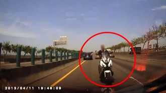 黄牌重机台61「逆向狂飙」 对撞无辜轿车！骑士喷飞臟器外露惨死