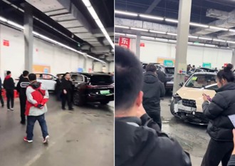 陸車展休旅車突暴衝　「撞整片」嚇傻！釀1傷