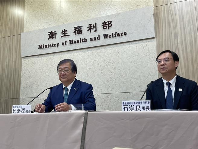 目前健保收載藥品品項有1萬4千項左右，其中從美國進口的藥品品項有177項，一年占健保藥費支出約10％左右。（鄭郁蓁攝）