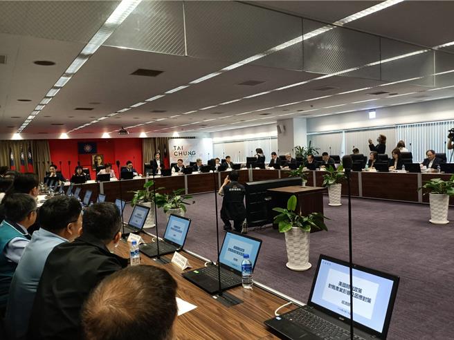 立法院经济委员会今到台中举行「研商美国提高关税对中部产业影响评估及中央地方支持方案会议」。（陈淑娥摄）