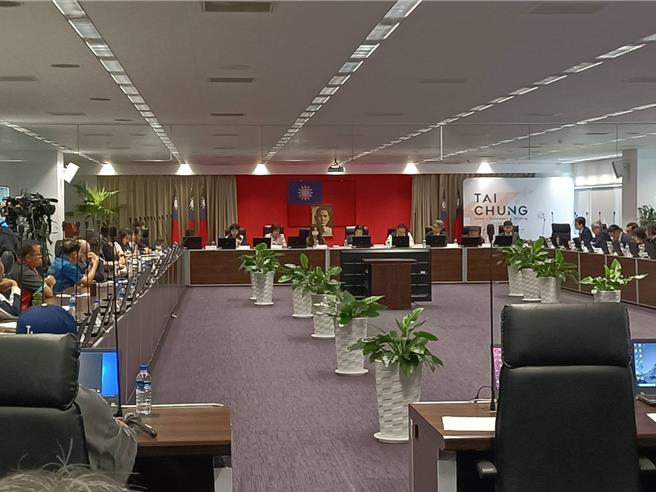 立法院经济委员会今到台中举行「研商美国提高关税对中部产业影响评估及中央地方支持方案会议」。（陈淑娥摄）