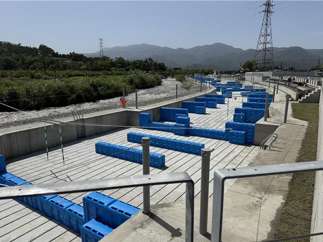 世壮运在即，位于宜兰县三星乡安农溪畔的全国首座符合奥运标准轻艇激流标杆比赛场地，将于17日完工。（吴佩蓉摄）