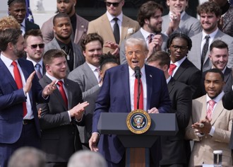 蘋果暫逃關稅一劫！川普曝幫過庫克：我很有彈性