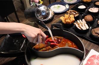 肉多多力挺股海小資族 自救加菜送海鮮肉盤