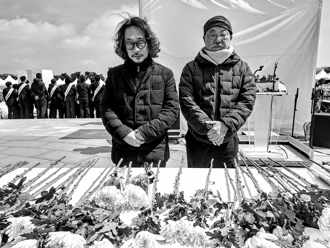 海納百川》殺戮記憶，在時間中出土（鍾喬）