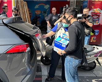 國民黨三重黨部遭突襲搜索　執行長遭幹員帶回偵訊