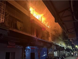 大里惡火奪3命！母女燒成焦黑　消防員曝屋內慘況：家具幾乎燒光