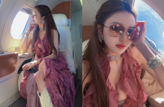 周揚青「項鍊掉進胸」搭機衝科切拉！全網看呆：有錢真好