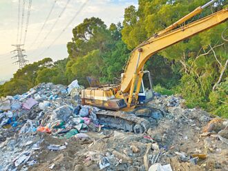 濫倒廢棄物暴利3億 中檢逮156人