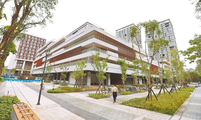 广慈社宅坐落北市信义区大仁里，社区有商业店铺、长照机构。（本报资料照片）