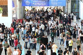 「中國第一展」廣交會開幕 境外採購商蜂擁而至